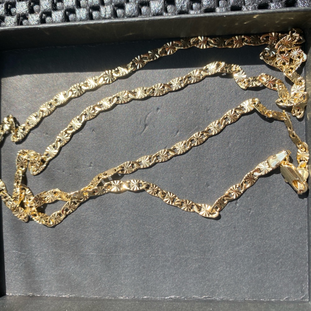 Diamond Cut Valentino Style 22in Chain
